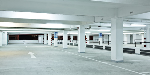 Comprar / Vender Pisos y Plantas Bajas en Castelló · con Garaje / Parking